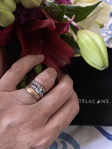 Customer photo review of Anillo Flo Pituco / Piedra a elección