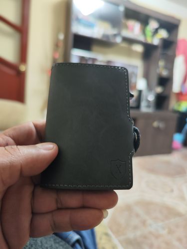 Customer photo review of Black & Red