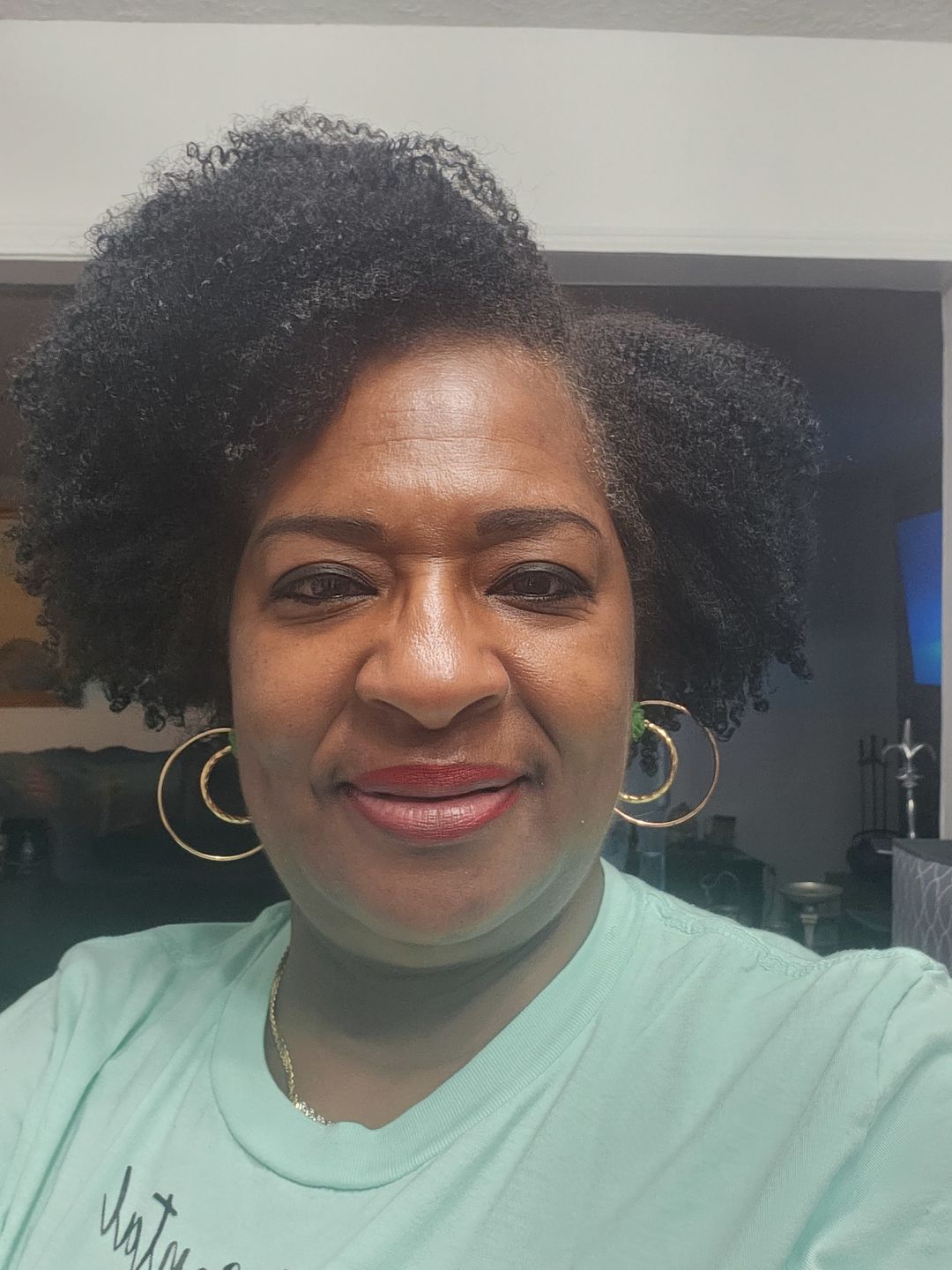 Customer photo review of Wash and Go Flaxseed Gel with Heavy Hold for Curly Hair