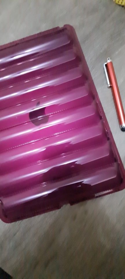Customer photo review of iPad 3D Bubble Silicone Protective Case