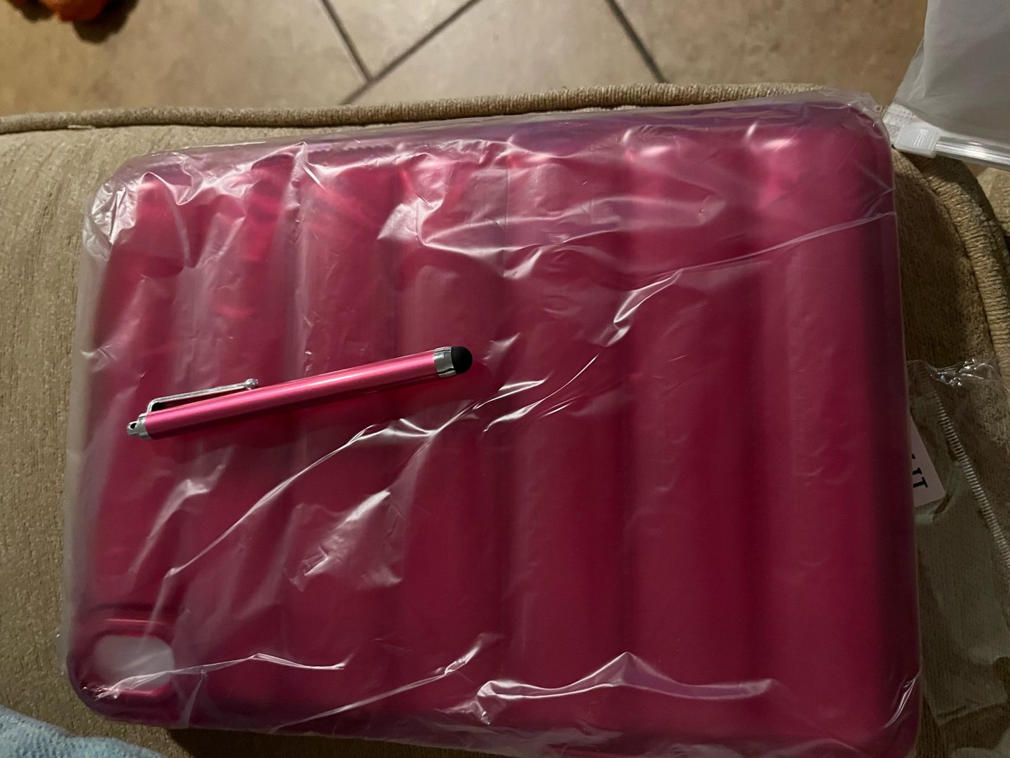 Customer photo review of iPad 3D Bubble Silicone Protective Case