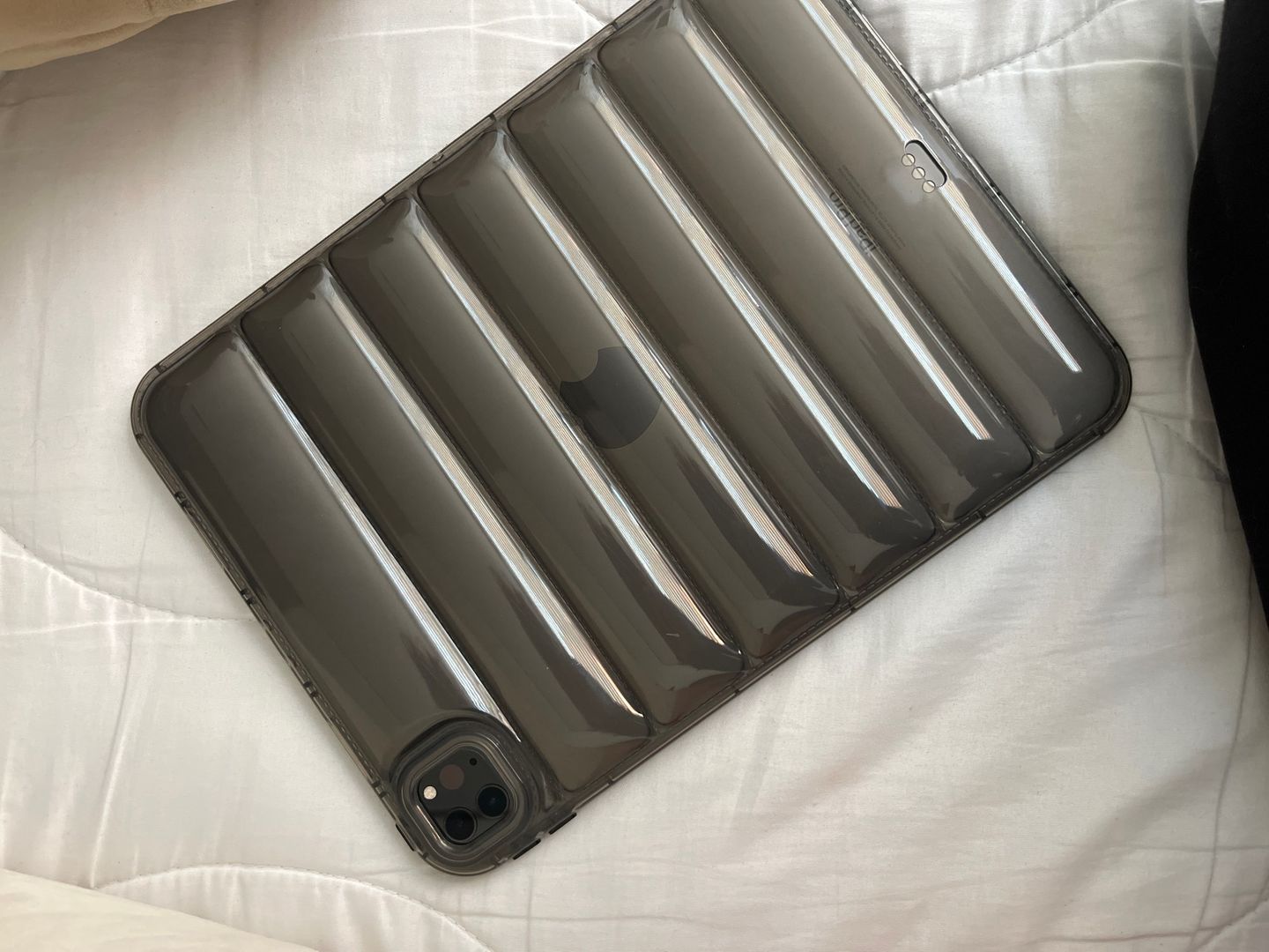 Customer photo review of iPad 3D Bubble Silicone Protective Case