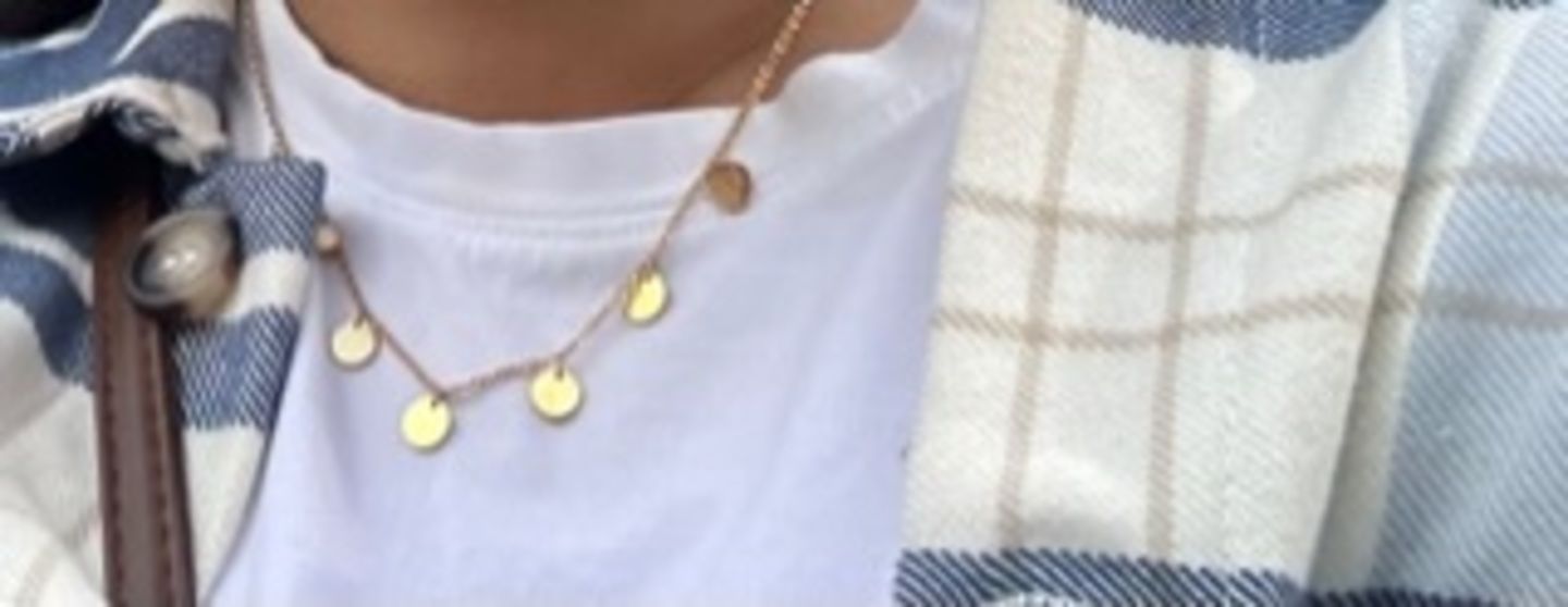 Customer photo review of Plate Halskette | 18K vergoldet