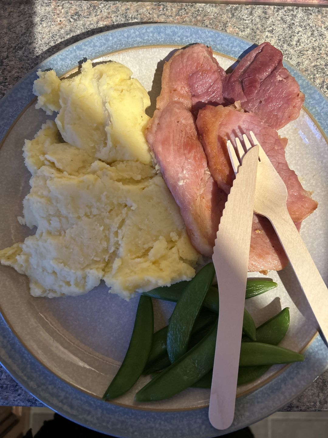 Customer photo review of 4 in 1 Wooden Disposable Cutlery Pack