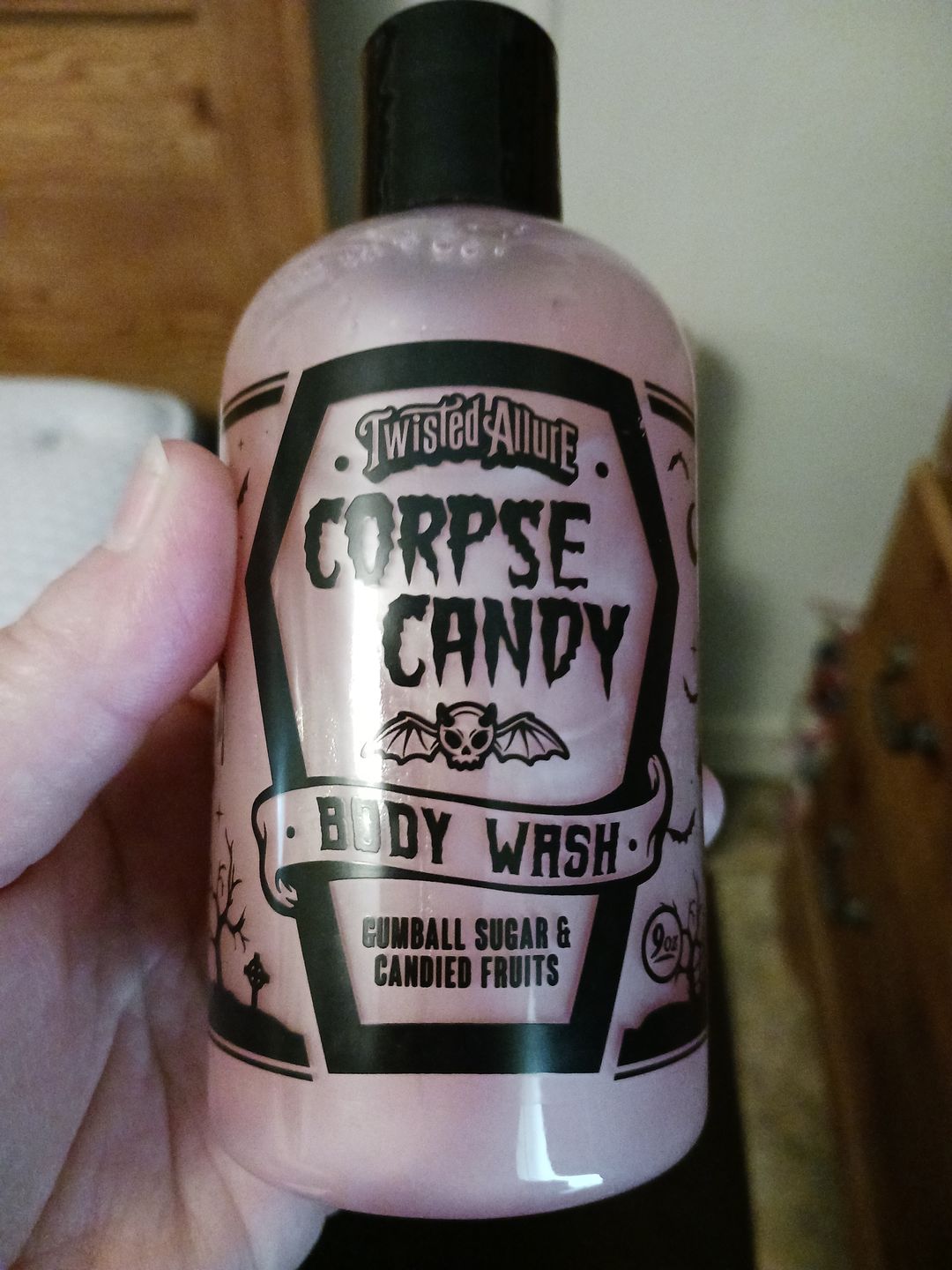 Customer photo review of Corpse Candy Body Wash (Gumball sugar & Candy fruits)
