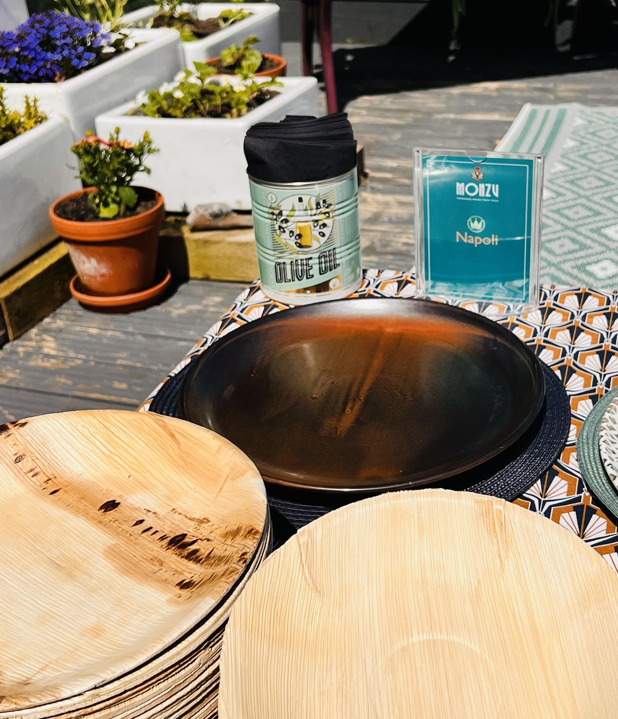 Customer photo review of 10" (25cm) Round Disposable Plates Palm Leaf Bamboo Plates