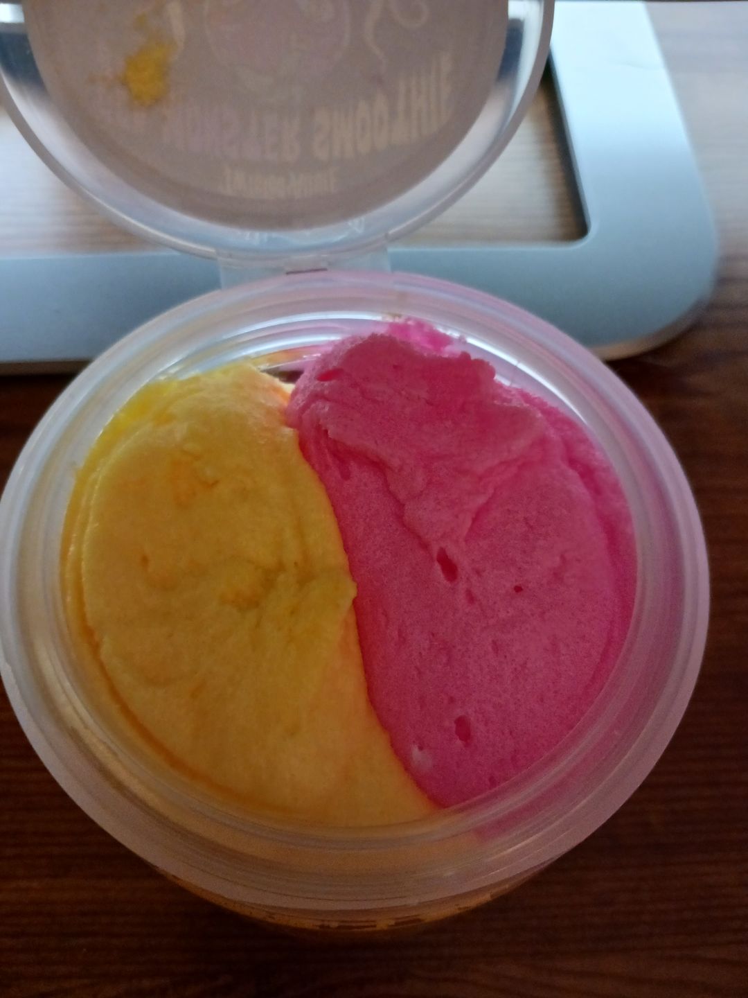 Customer photo review of Sea Monster Smoothie Split Scrub (Strawberry & Banana)
