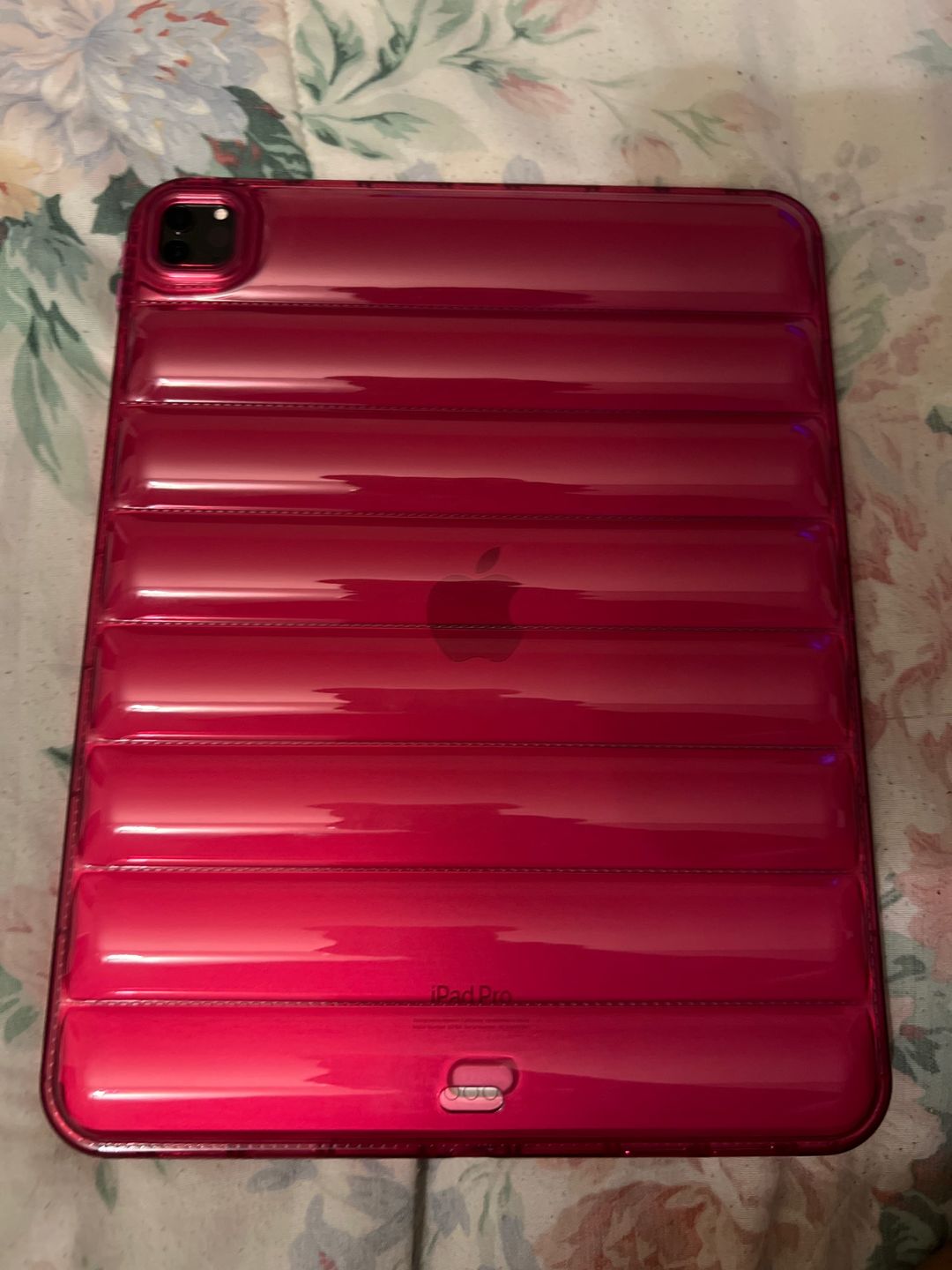 Customer photo review of iPad 3D Bubble Silicone Protective Case