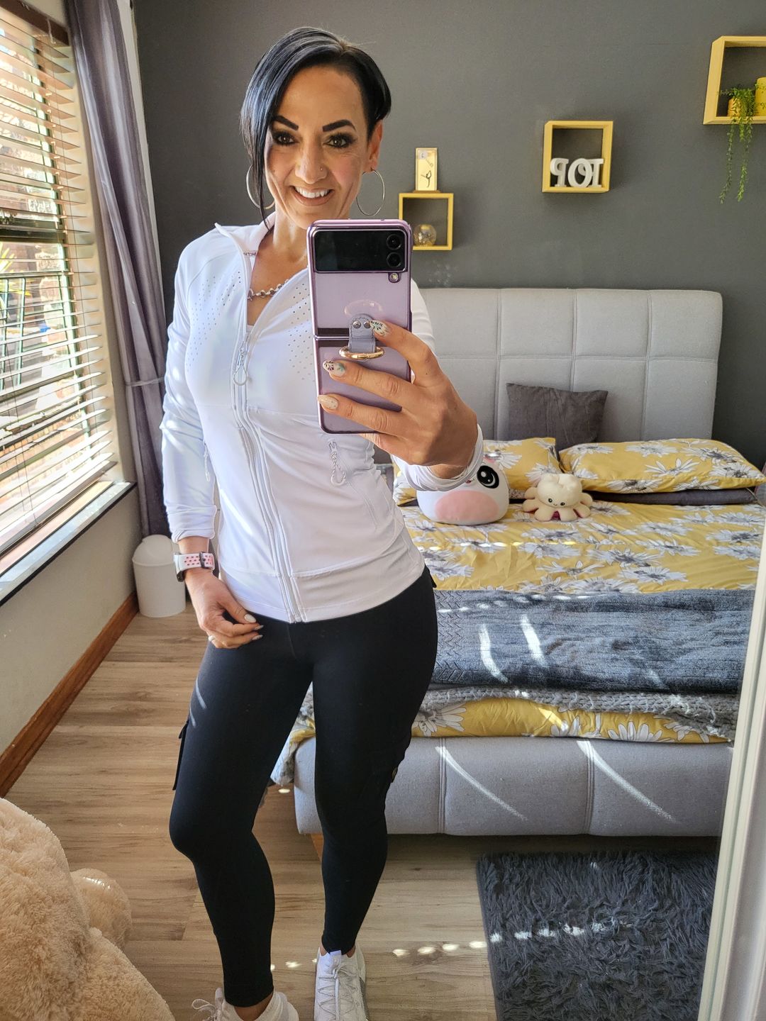 Customer photo review of Shapewear TNG Cargo Leggings - Black