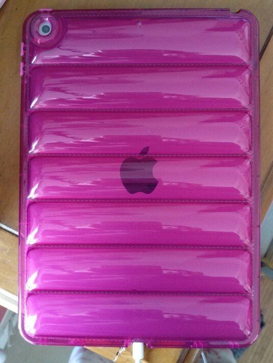 Customer photo review of iPad 3D Bubble Silicone Protective Case