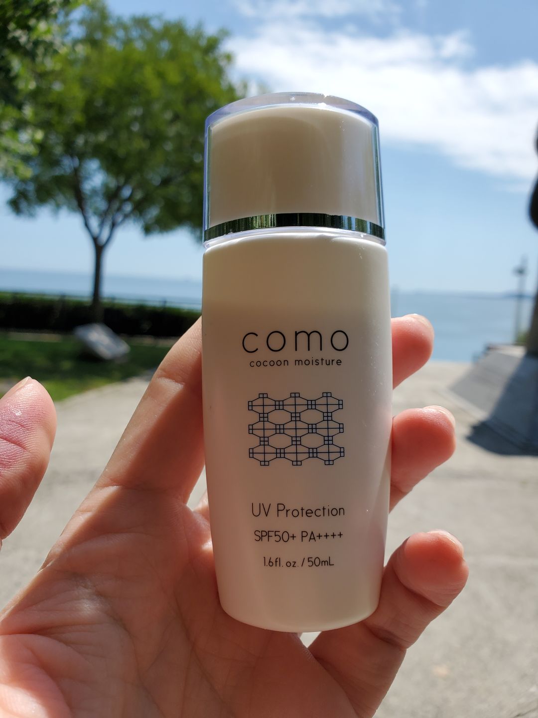 Customer photo review of COMOACE UV Cream With Silk Extract SPF50 + / PA ++++