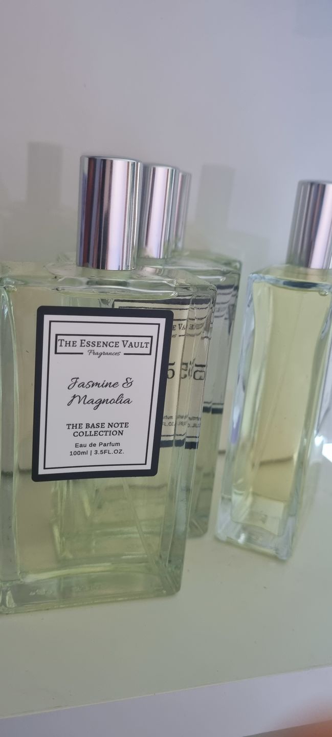 Customer photo review of Jasmine & Magnolia Eau De Parfum