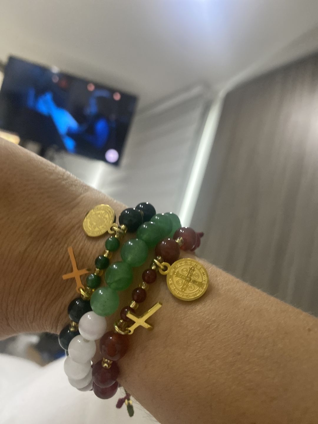 Customer photo review of Decenarios San Benito - Piedras Naturales y Dije Inoxidable