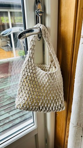 Customer photo review of Avela Chic Crochet Handbag