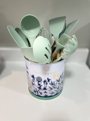 Customer photo review of Silicone Utensils Set