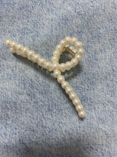 Customer photo review of Lovely Pearl Hair Clip