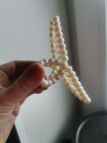 Customer photo review of Lovely Pearl Hair Clip