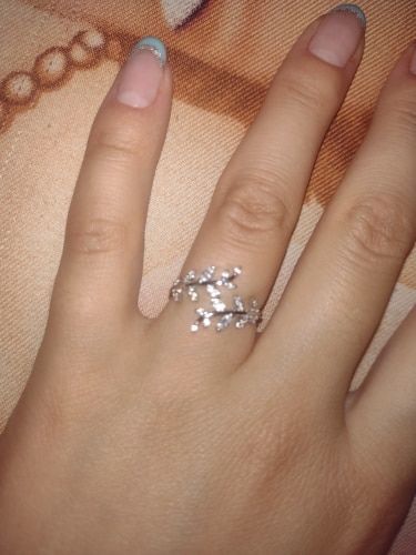 Customer photo review of Flora Ring