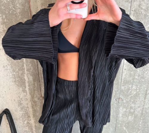 Customer photo review of Emy Plisse Matching Set