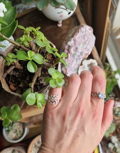Customer photo review of Flora Ring