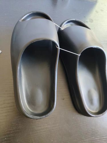 Customer photo review of Nordic Rubber Slides Sandals For Women