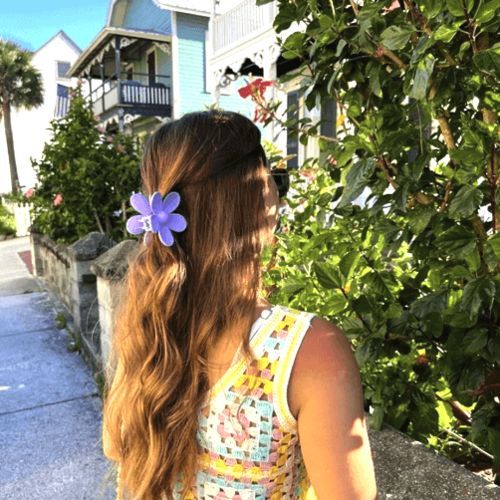 Customer photo review of Bloom Flower Hair Claw Clip