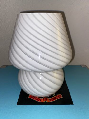 Customer photo review of Murano Mushroom Table Lamp