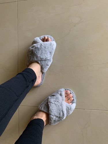 Customer photo review of Nordic Cozy Cross Band Slippers
