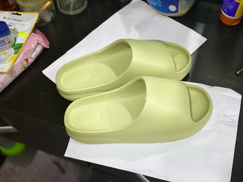 Customer photo review of Nordic Rubber Slides Sandals For Women