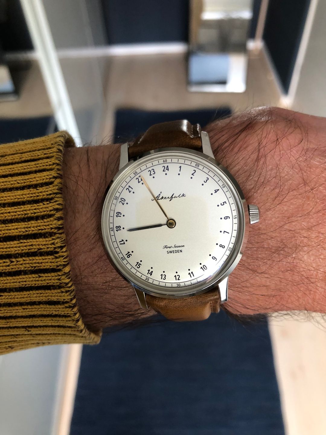 Customer photo review of First Season Silver White with Lt Brown Leather
