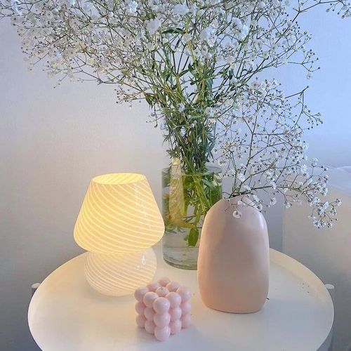 Customer photo review of Murano Mushroom Table Lamp