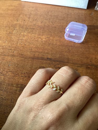 Customer photo review of Flora Ring