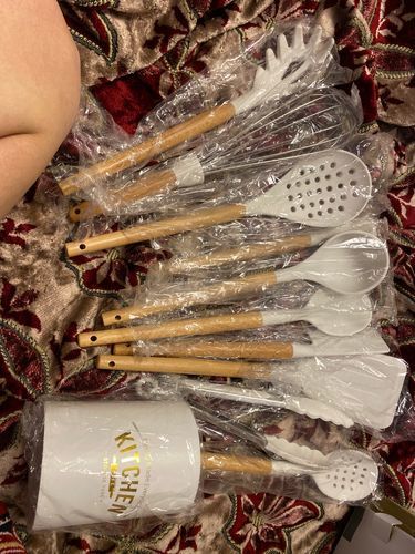 Customer photo review of Silicone Utensils Set