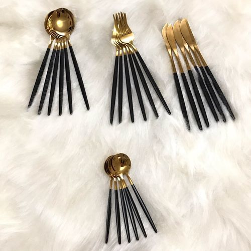 Customer photo review of Modern Golden Flatware Sets