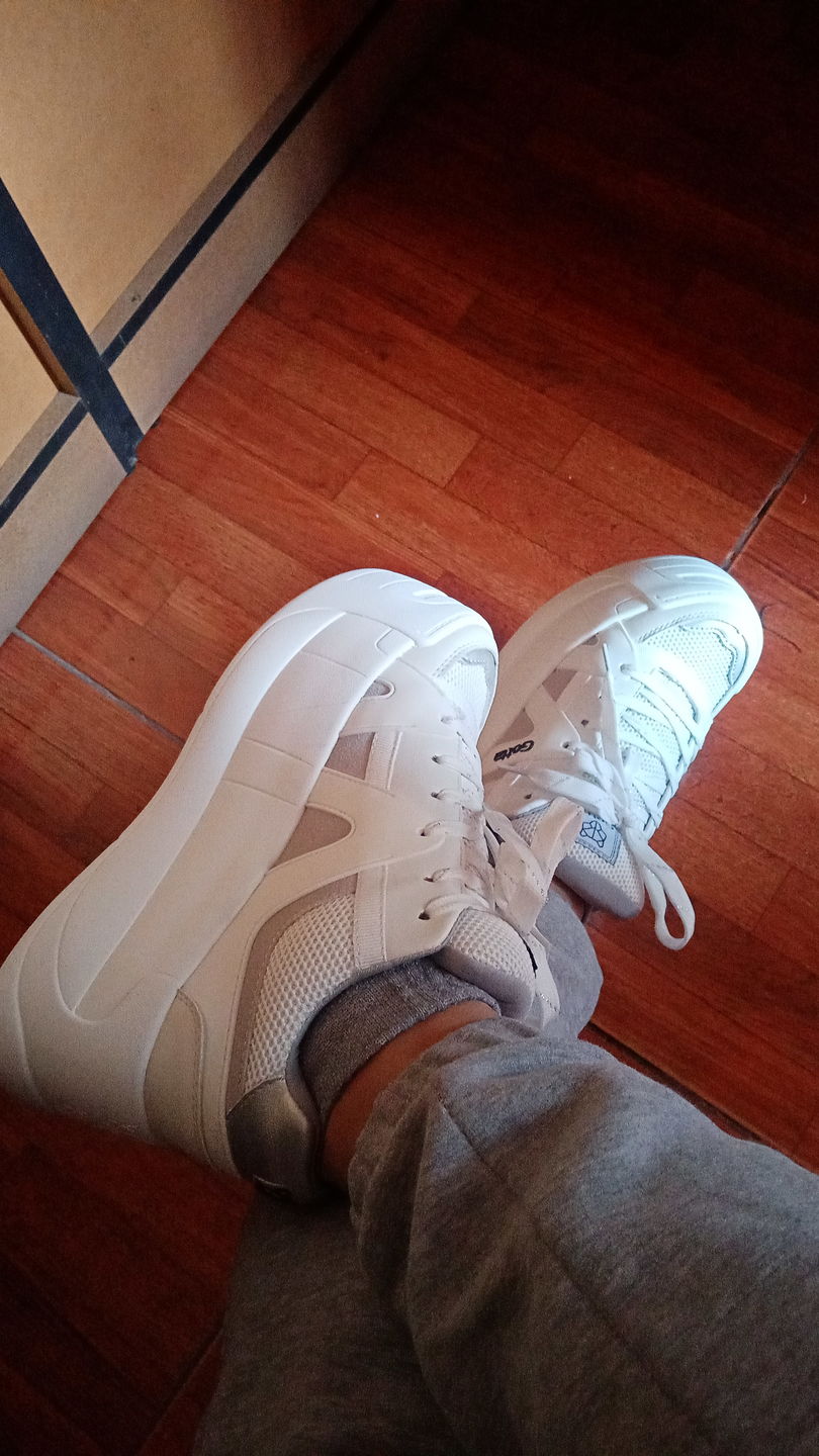 Customer photo review of ZAPATILLA BLANCA C7324