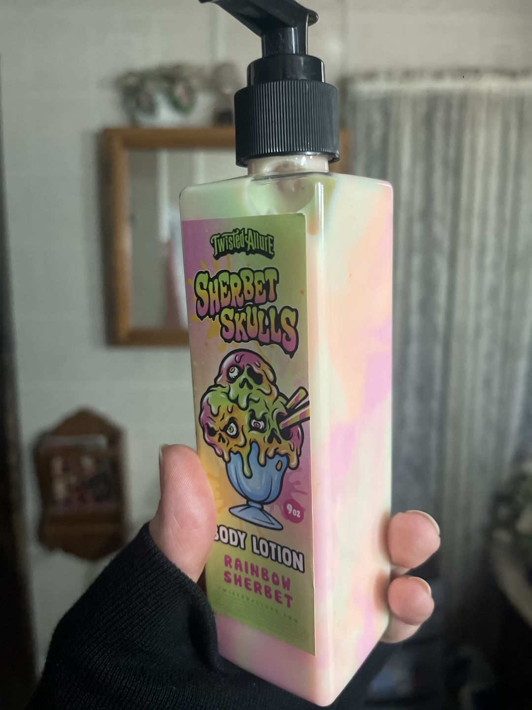 Customer photo review of Sherbet Skulls Body Lotion (Rainbow Sherbet Ice Cream)