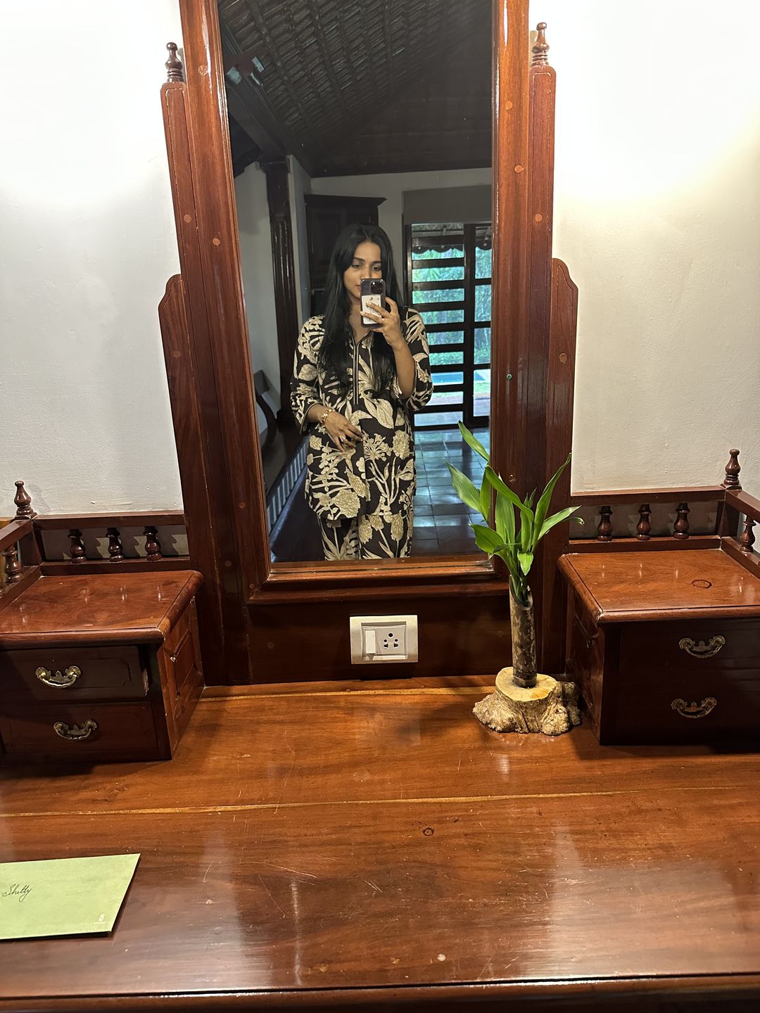 Customer photo review of Yashoda Tunic Set - Brown Kodi Flowers