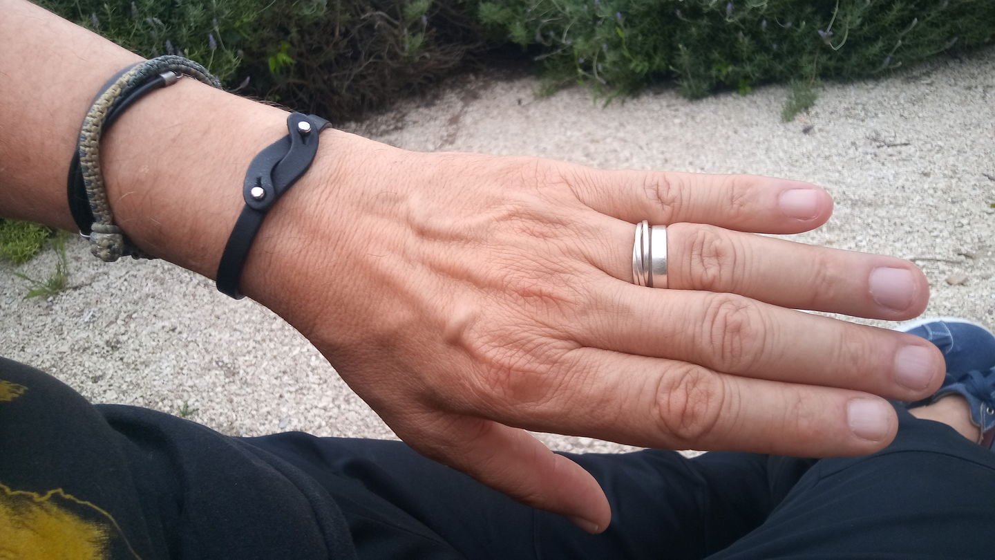 Customer photo review of Bracciale pelle Noi Tulsi