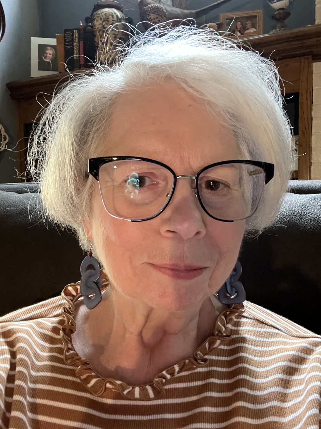 Customer photo review of Vero Earrings