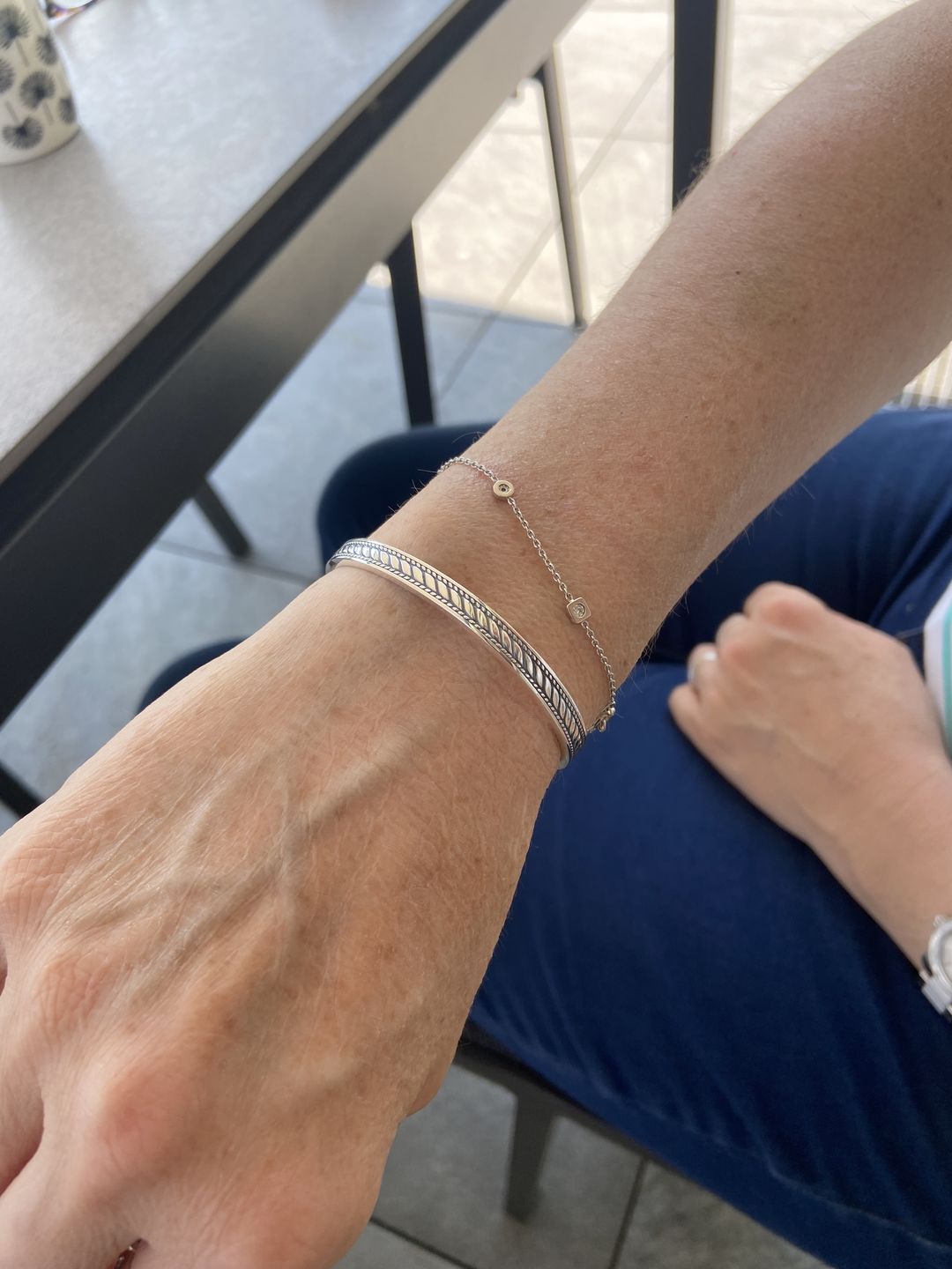 Customer photo review of Somba - Bracelet Jonc Argent