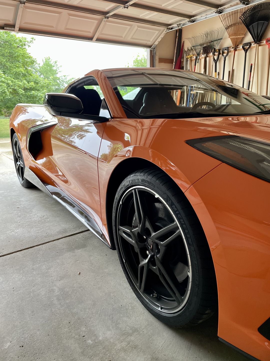 Customer photo review of Chevrolet Corvette C8 5VM Side Skirts Rocker Panels