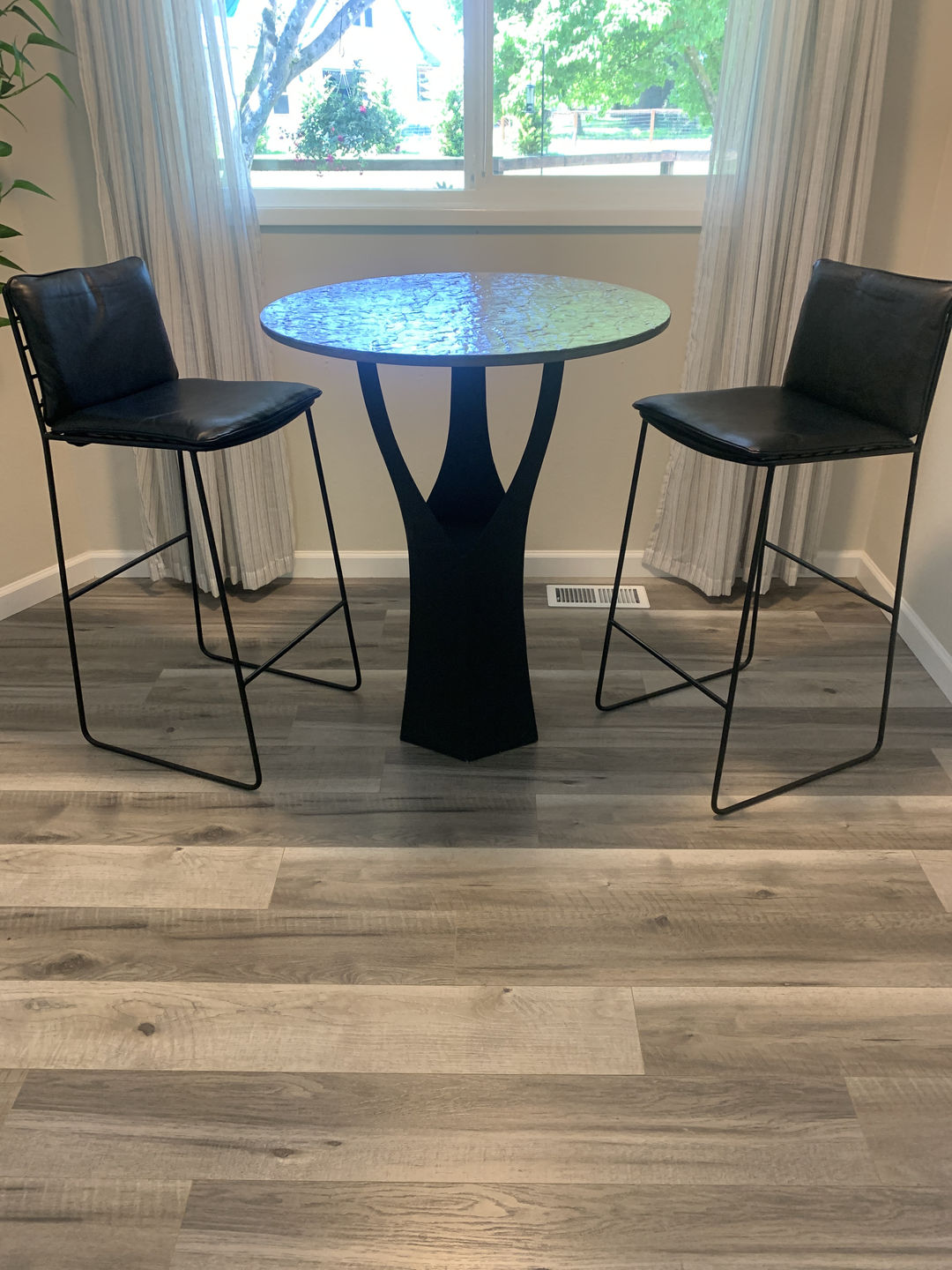 Customer photo review of Metal Counter Table Legs - 608 Namu - 36H inch - (ONLY 1 BASE) - Flowyline