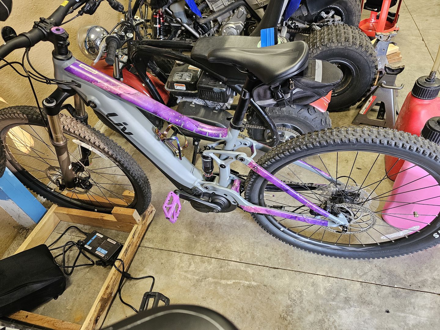 Customer photo review of Euphoria Frame Keeper