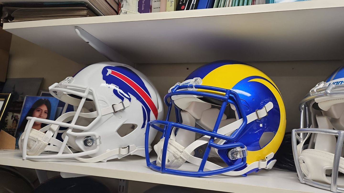 Customer photo review of Buffalo Bills Riddell Speed Authentic Football Helmet