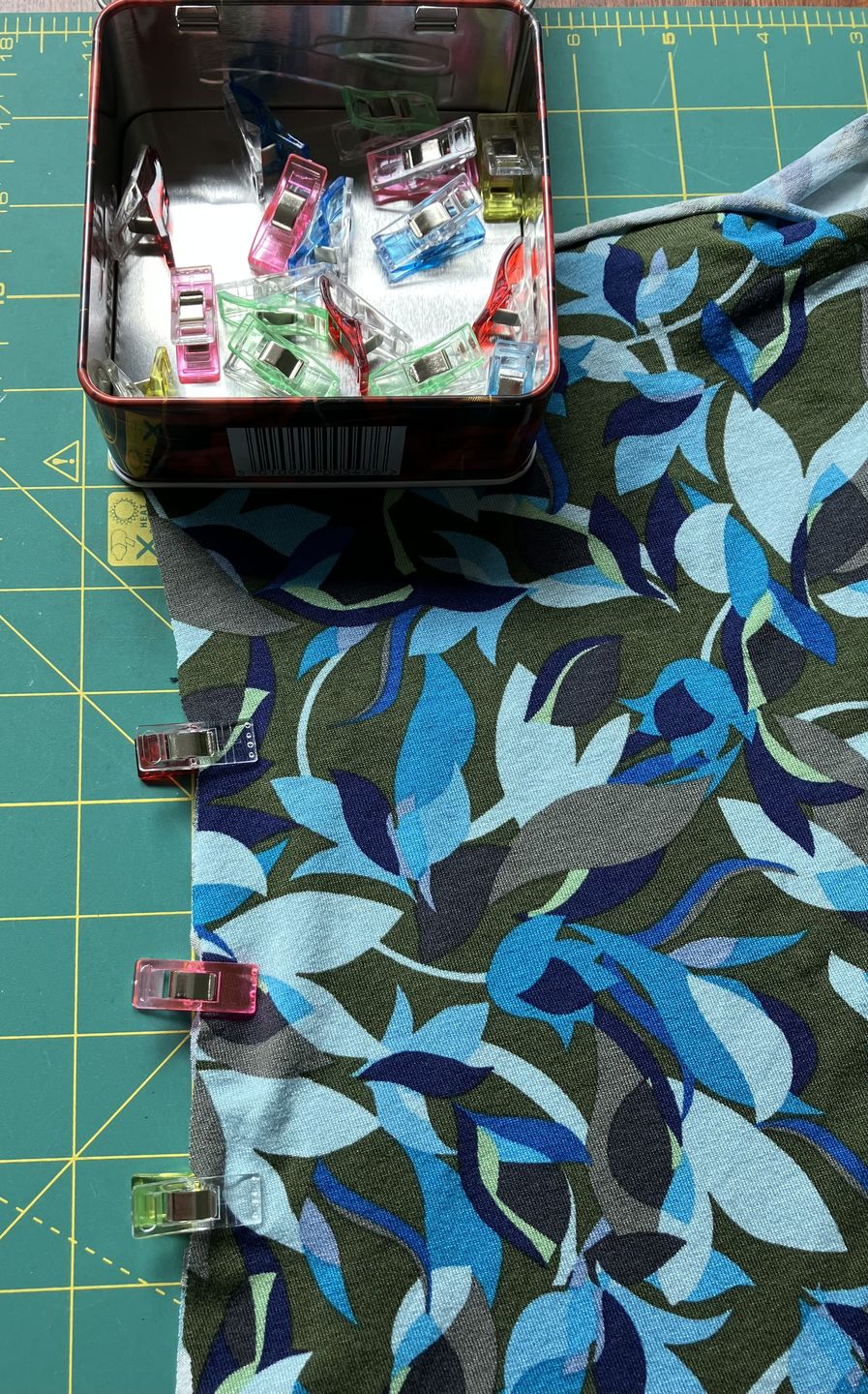 Customer photo review of Multicolour Fabric Sewing Clips - Pack of 20
