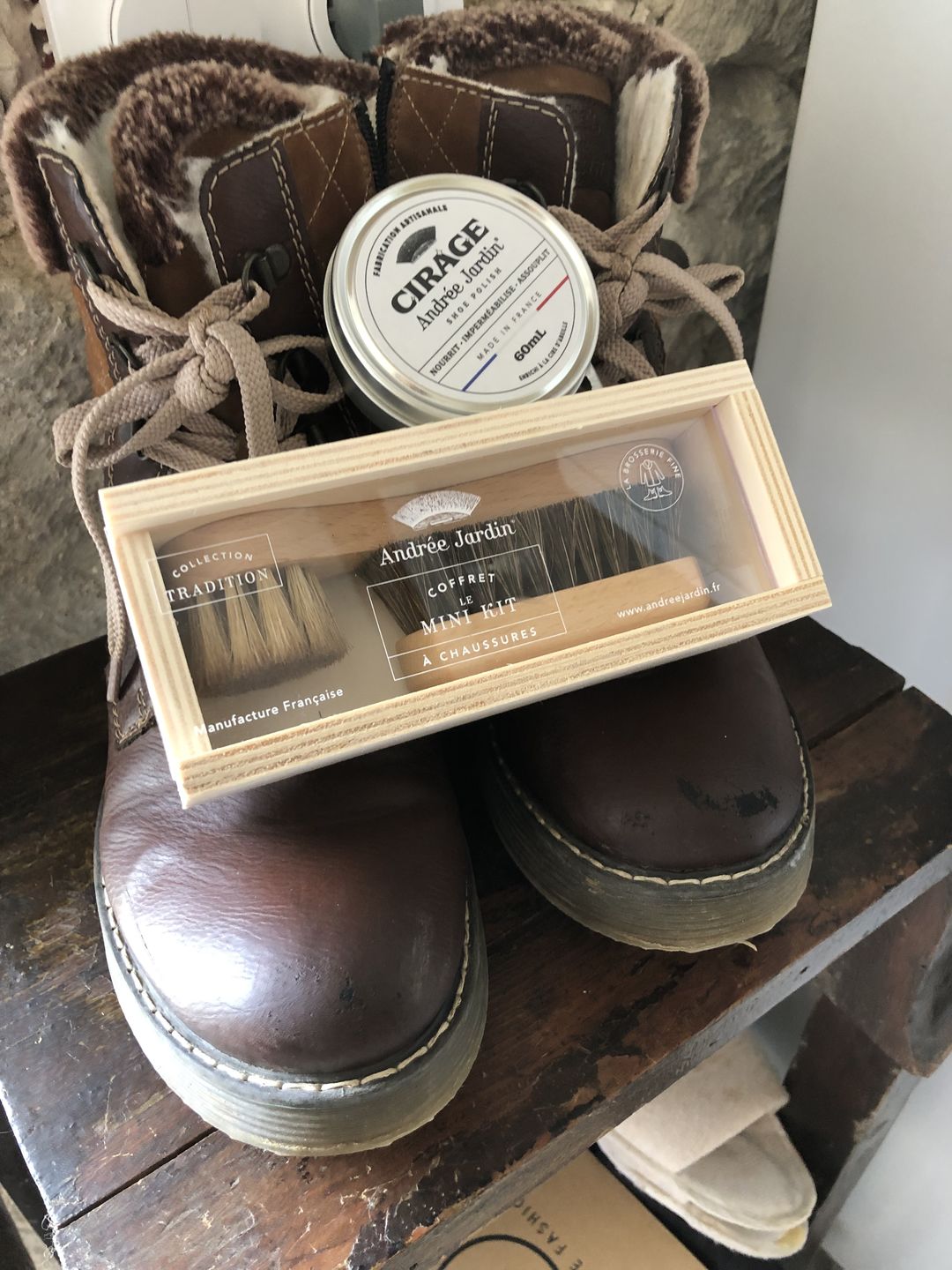 Customer photo review of Mini kit brosses à chaussures