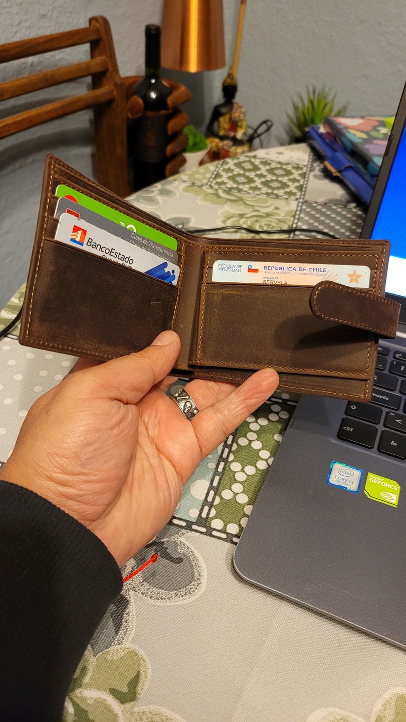Customer photo review of Billetera Pasador