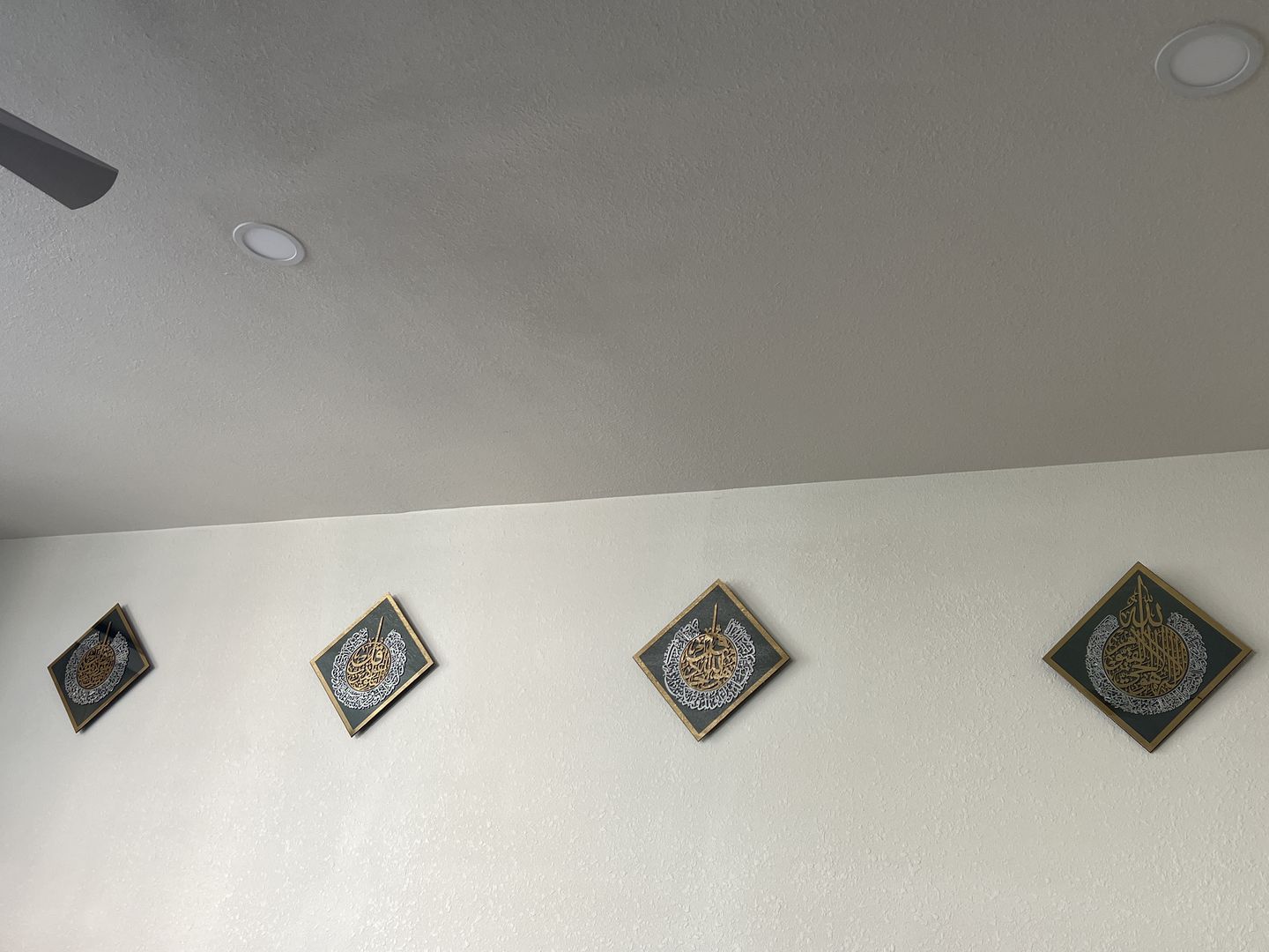 Customer photo review of Set of Glass Ayatul Kursi, Surah Al Ikhlas - Al Falaq - An Nas Tempered Glass Decor Islamic Wall Art