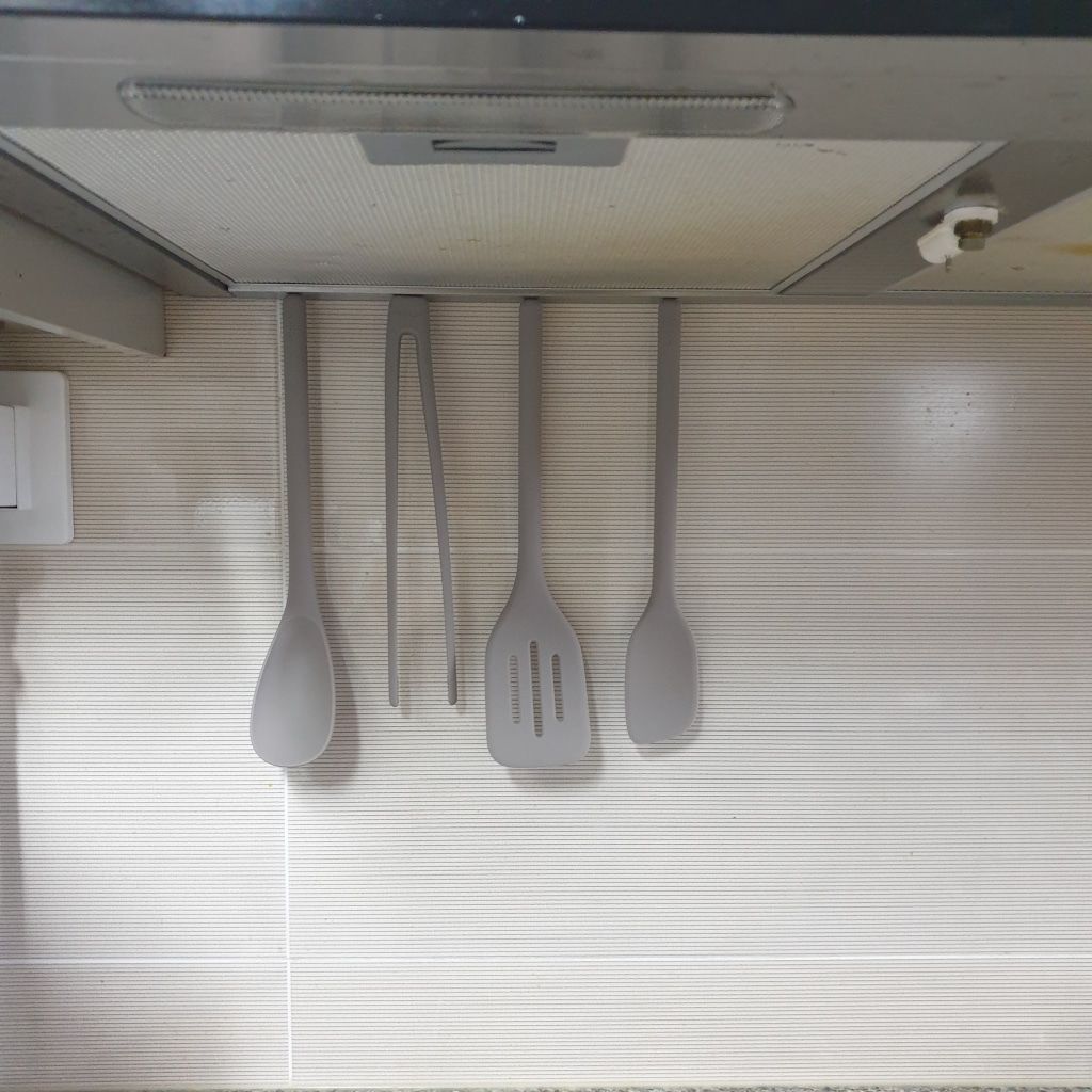 Customer photo review of Magnetic Cooking Utensils (Set of 4, Included Rack)