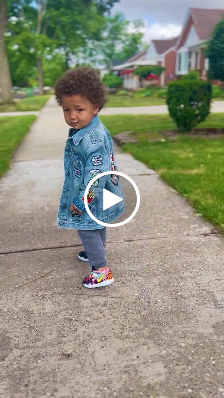Customer video review of Kids Classic Oversized Denim Jacket